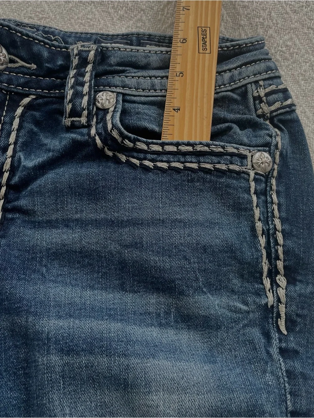 Miss Me Medium Blue Straight Jeans ~ Size 28 ~ Dress up your jeans* Bling
